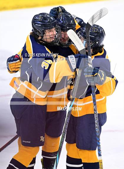 Thumbnail 3 in East Haven vs. Cheshire (CIAC DII Final) photogallery.