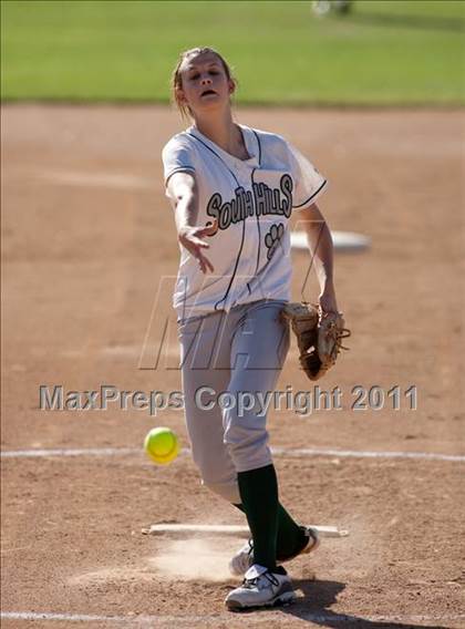 Thumbnail 1 in South Hills @ Chino Hills photogallery.