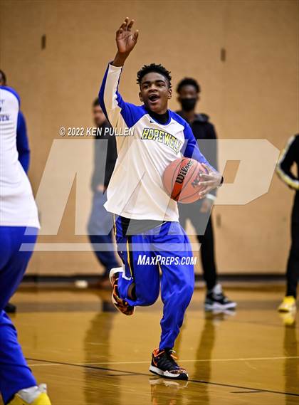 Thumbnail 2 in Hopewell @ Skyline (VHSL Class 3 State Quarterfinal) photogallery.