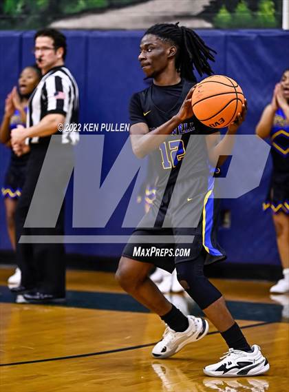 Thumbnail 2 in Hopewell @ Skyline (VHSL Class 3 State Quarterfinal) photogallery.