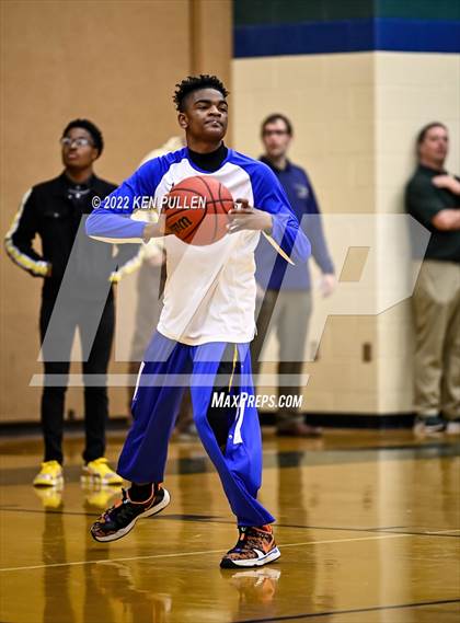 Thumbnail 2 in Hopewell @ Skyline (VHSL Class 3 State Quarterfinal) photogallery.