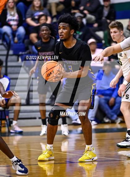 Thumbnail 3 in Hopewell @ Skyline (VHSL Class 3 State Quarterfinal) photogallery.
