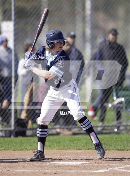 Thumbnail 3 in East Catholic @ Windsor photogallery.