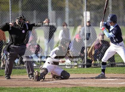 Thumbnail 2 in East Catholic @ Windsor photogallery.