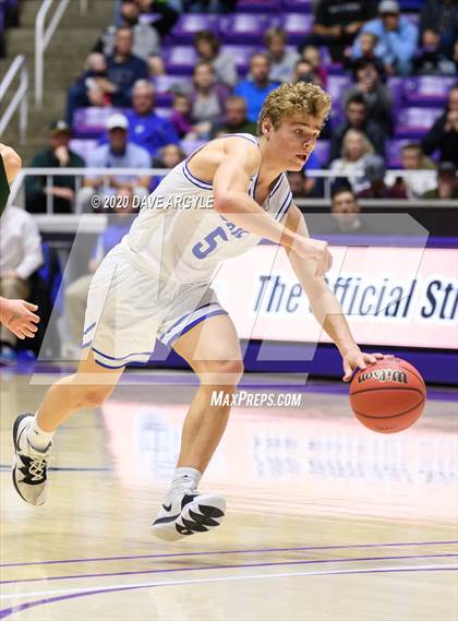 Thumbnail 3 in Green Canyon vs. Dixie (UHSAA 4A Quarterfinal) photogallery.