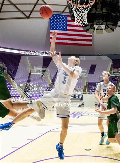 Thumbnail 1 in Green Canyon vs. Dixie (UHSAA 4A Quarterfinal) photogallery.