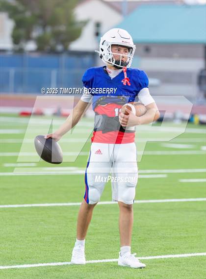 Thumbnail 3 in Liberty vs Las Vegas (Scrimmage) photogallery.