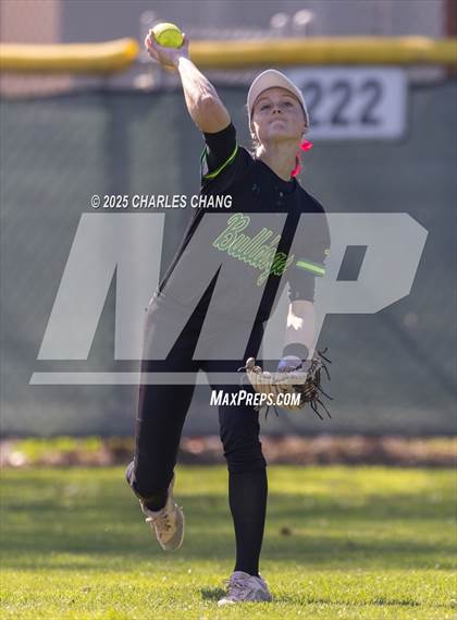 Thumbnail 2 in Tracy vs. Ceres (Bill Evans Memorial) photogallery.