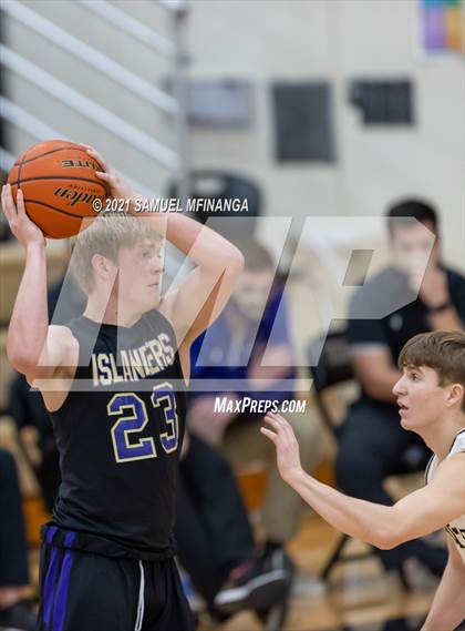 Thumbnail 3 in Grand Island @ Lincoln Southeast photogallery.