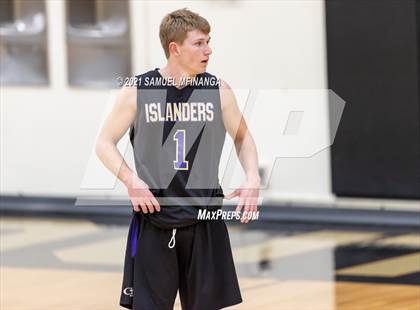 Thumbnail 3 in Grand Island @ Lincoln Southeast photogallery.