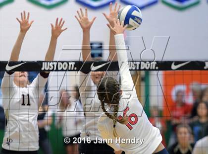Thumbnail 1 in Redondo Union vs. Lone Peak (Durango Fall Classic) photogallery.