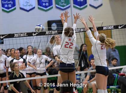 Thumbnail 3 in Redondo Union vs. Lone Peak (Durango Fall Classic) photogallery.