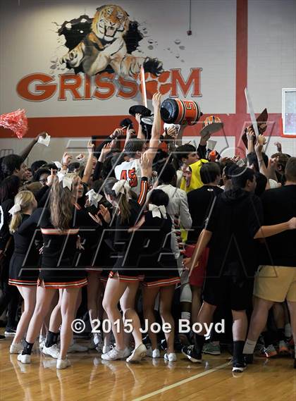 Thumbnail 2 in Huntsville @ Grissom photogallery.