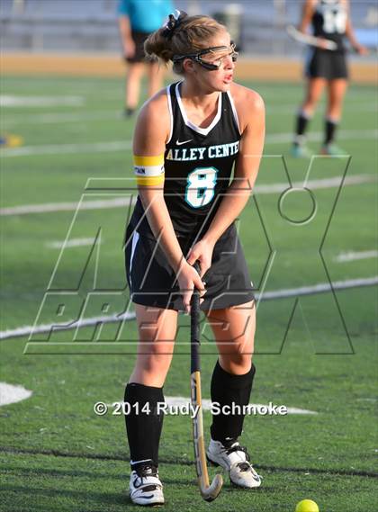 Thumbnail 3 in La Costa Canyon vs. Valley Center (CIF SDS D2 Final) photogallery.