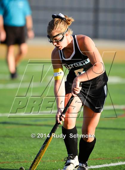 Thumbnail 3 in La Costa Canyon vs. Valley Center (CIF SDS D2 Final) photogallery.