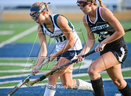 Thumbnail 2 in La Costa Canyon vs. Valley Center (CIF SDS D2 Final) photogallery.