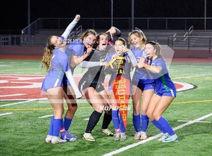 Thumbnail 2 in Redwood vs. Branson (MCAL Final) photogallery.
