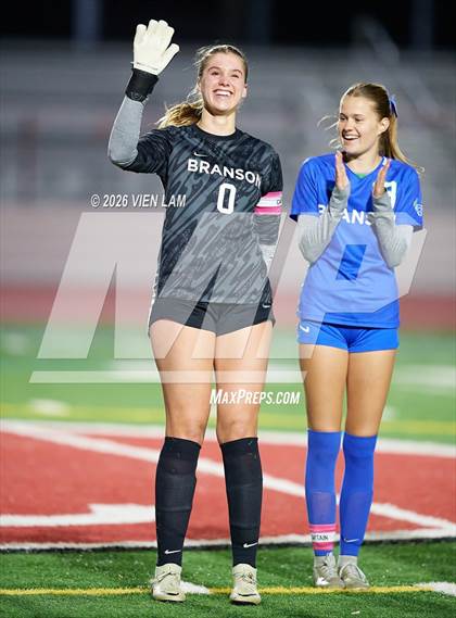 Thumbnail 3 in Redwood vs. Branson (MCAL Final) photogallery.