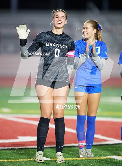 Thumbnail 1 in Redwood vs. Branson (MCAL Final) photogallery.