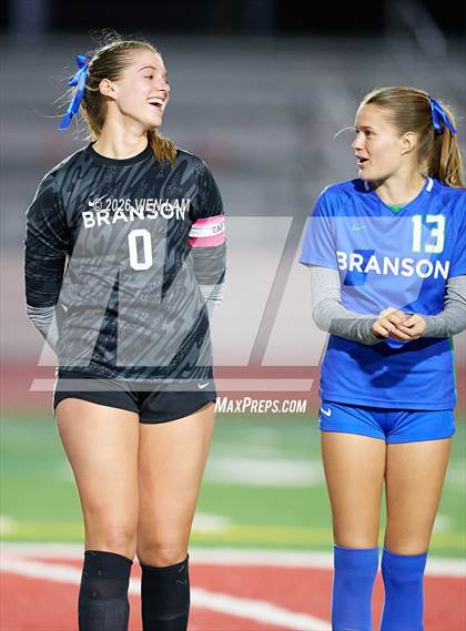 Thumbnail 2 in Redwood vs. Branson (MCAL Final) photogallery.