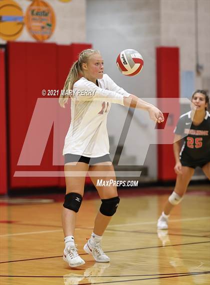 Thumbnail 3 in Lincoln @ Neshannock photogallery.