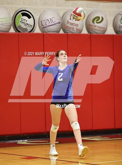 Thumbnail 2 in Lincoln @ Neshannock photogallery.