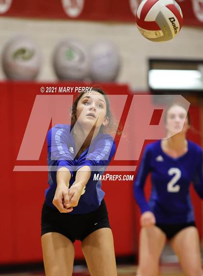 Thumbnail 2 in Lincoln @ Neshannock photogallery.