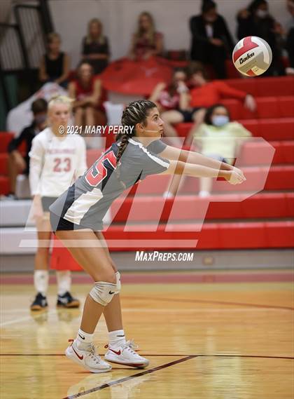 Thumbnail 3 in Lincoln @ Neshannock photogallery.