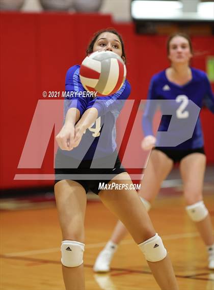 Thumbnail 3 in Lincoln @ Neshannock photogallery.