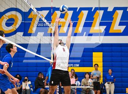 Thumbnail 1 in El Cajon Valley @ Grossmont photogallery.