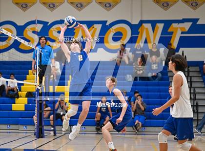 Thumbnail 2 in El Cajon Valley @ Grossmont photogallery.