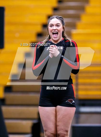 Thumbnail 2 in Great Oak vs Murrieta Valley (STUNT) photogallery.