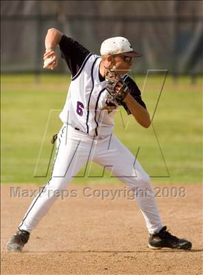 Thumbnail 1 in Beyer @ Johansen photogallery.