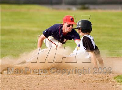 Thumbnail 1 in Beyer @ Johansen photogallery.