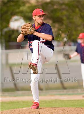 Thumbnail 1 in Beyer @ Johansen photogallery.