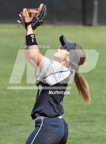 Thumbnail 3 in St. Anthony vs. Sierra Canyon (CIF SS D6 Final) photogallery.