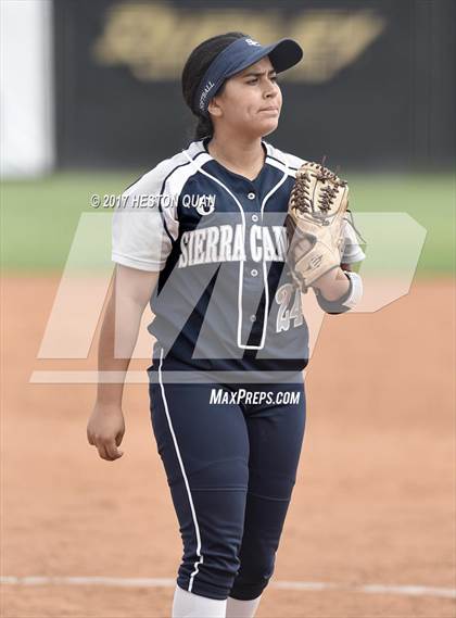 Thumbnail 1 in St. Anthony vs. Sierra Canyon (CIF SS D6 Final) photogallery.