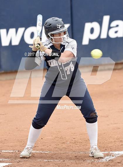 Thumbnail 1 in St. Anthony vs. Sierra Canyon (CIF SS D6 Final) photogallery.