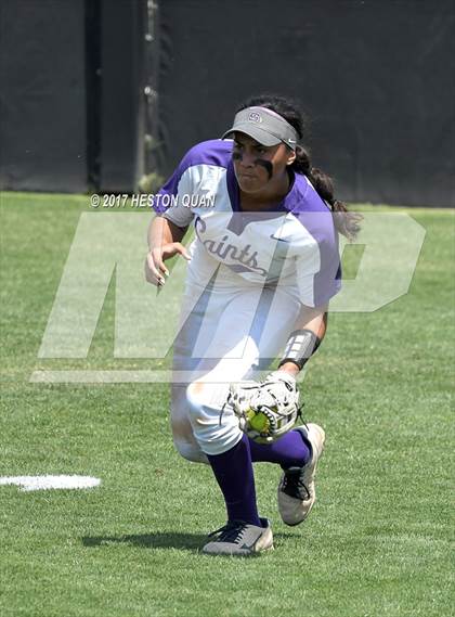 Thumbnail 2 in St. Anthony vs. Sierra Canyon (CIF SS D6 Final) photogallery.