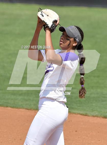 Thumbnail 3 in St. Anthony vs. Sierra Canyon (CIF SS D6 Final) photogallery.
