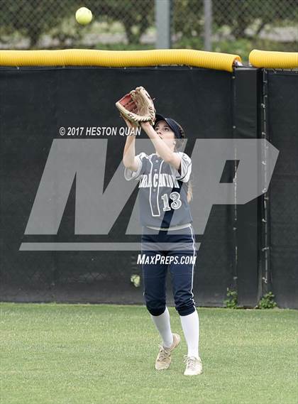 Thumbnail 3 in St. Anthony vs. Sierra Canyon (CIF SS D6 Final) photogallery.