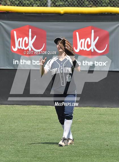 Thumbnail 1 in St. Anthony vs. Sierra Canyon (CIF SS D6 Final) photogallery.
