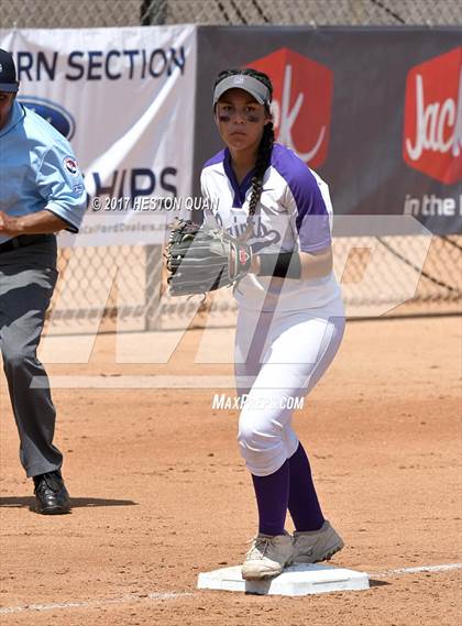 Thumbnail 1 in St. Anthony vs. Sierra Canyon (CIF SS D6 Final) photogallery.
