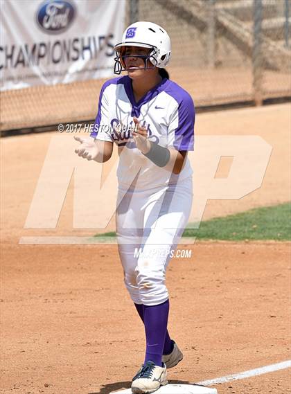 Thumbnail 2 in St. Anthony vs. Sierra Canyon (CIF SS D6 Final) photogallery.