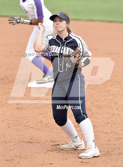 Thumbnail 2 in St. Anthony vs. Sierra Canyon (CIF SS D6 Final) photogallery.