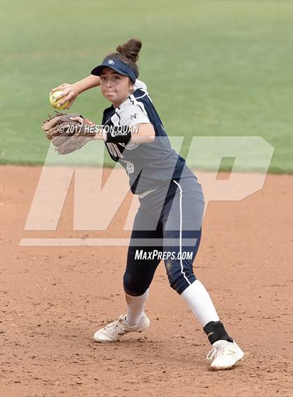Thumbnail 2 in St. Anthony vs. Sierra Canyon (CIF SS D6 Final) photogallery.