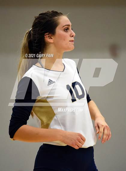 Thumbnail 1 in Soddy Daisy vs. Livingston Academy photogallery.