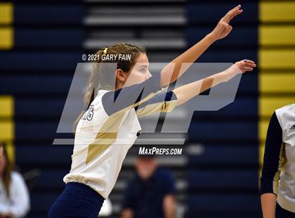 Thumbnail 2 in Soddy Daisy vs. Livingston Academy photogallery.