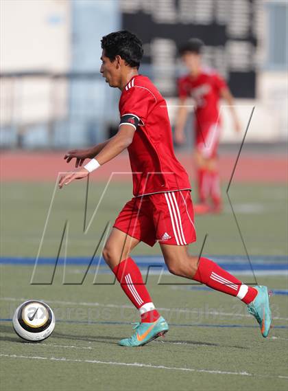 Thumbnail 2 in Burroughs @ Crescenta Valley photogallery.