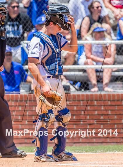 Thumbnail 1 in Santa Fe vs. Friendswood (UIL Region 3 Quarterfinal) photogallery.